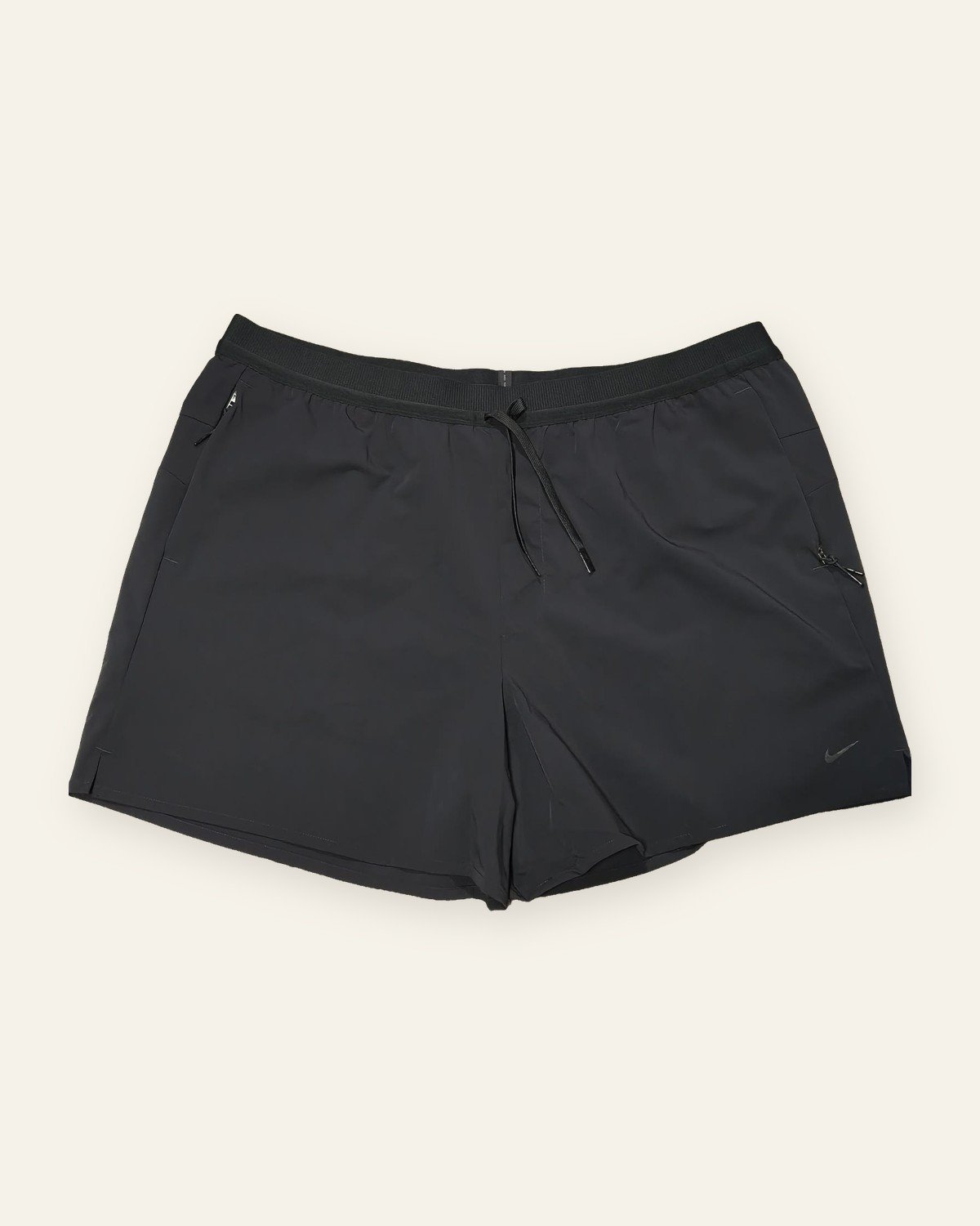 Nike A.P.S. Dri-FIT 6-inch Versatile Shorts, Black – front view