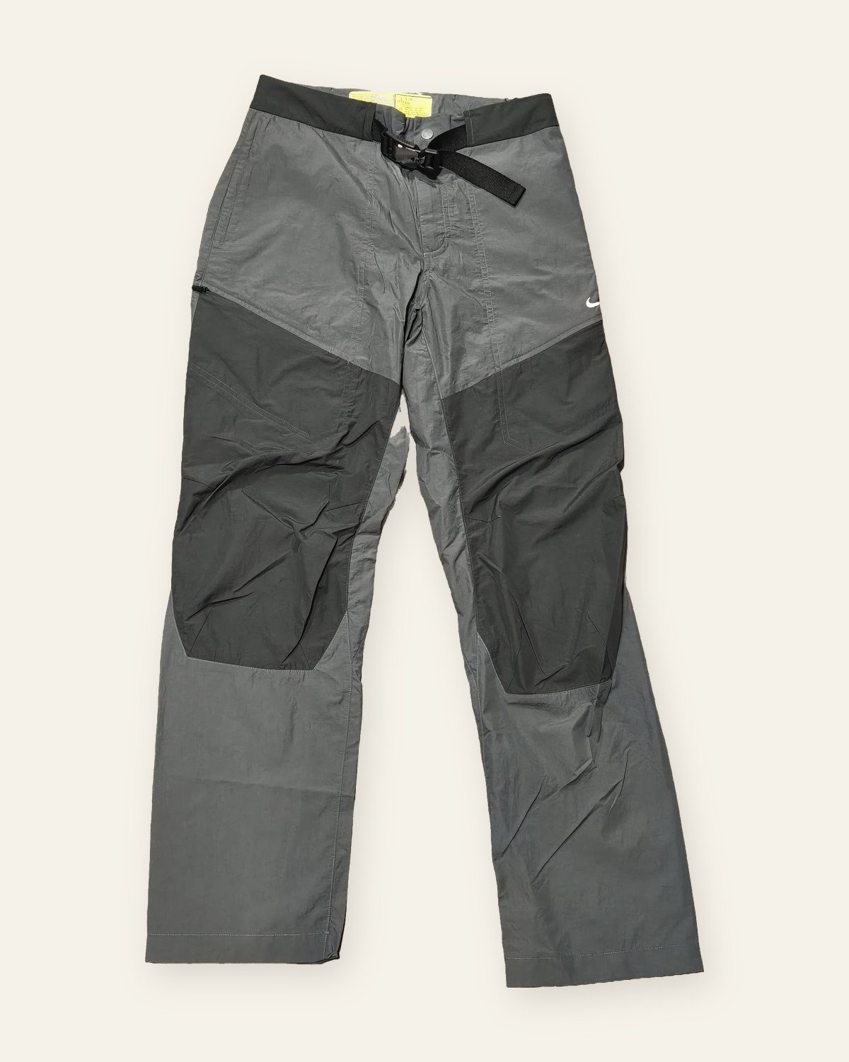 Nike ISPA Women's Cargo Trousers, Grey – front view